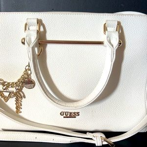 Guess off white beautiful bag
